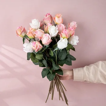 10vnt Drėkinamasis Rožių Pumpurų Nekilnojamojo Touch Dirbtinės Gėlės Namų Puošybai Šalies Netikrą Rožių Žiedų Vestuvių Nuotakos Ranką Puokštė